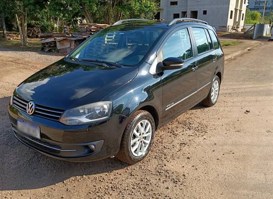 VOLKSWAGEN SPACEFOX 1.6 MI SPORTLINE 8V FLEX 4P MANUAL VOLKSWAGEN SPACEFOX 1.6 MI SPORTLINE 8V FLEX 4P MANUAL